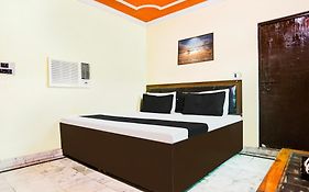 Hotel Royal Classic Aligarh