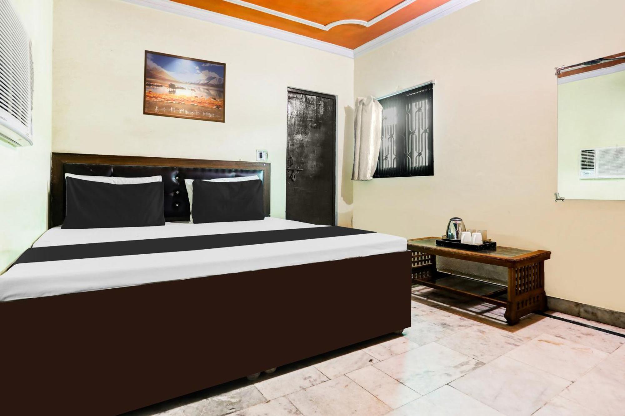 Hotel O Royal Classic Aligarh Exterior photo